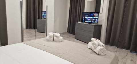 Bed, TV and multimedia