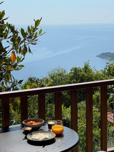 Bird's eye view, View (from property/room), View (from property/room), Balcony/Terrace, Balcony/Terrace, Seating area, Landmark view, Landmark view, Mountain view, Mountain view, Sea view, Sea view, Sunrise, Sunset, VIP, VIP