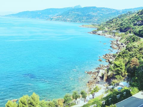 Day, Natural landscape, Bird's eye view, Beach, Mountain view, Sea view