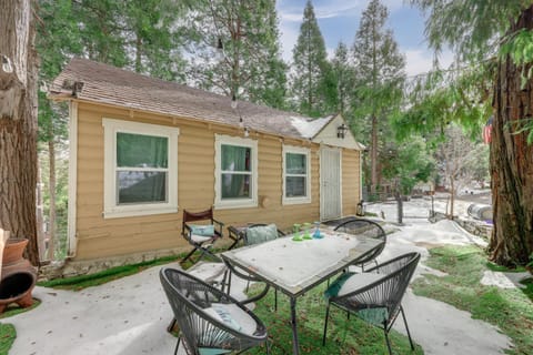 Pet-Friendly California Abode with Fenced-In Yard! House in Crestline