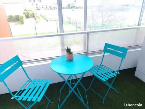 Patio, Day, View (from property/room), Balcony/Terrace, Seating area, Dining area