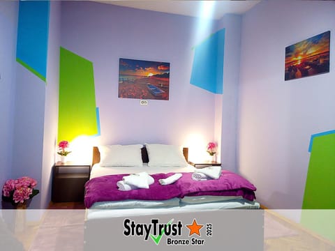 Bed, Bedroom, Certificate/Award