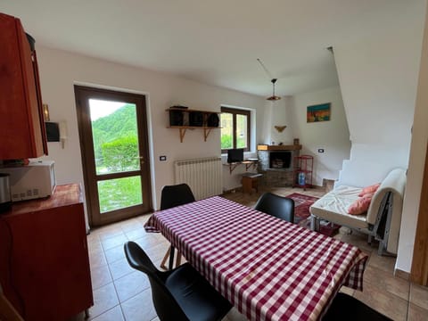 Living room, Seating area, Dining area, minibar