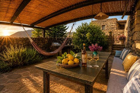 Garden, Balcony/Terrace, Balcony/Terrace
