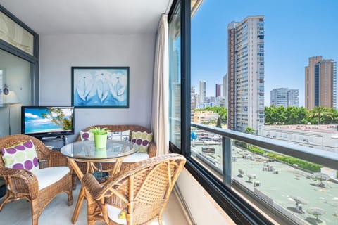 Day, TV and multimedia, View (from property/room), Balcony/Terrace, City view