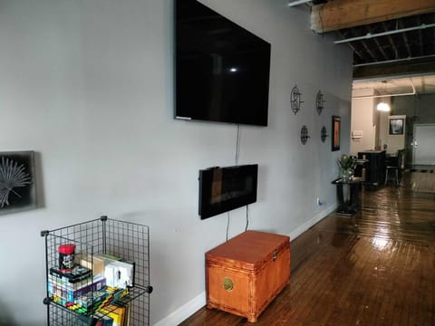 Gorgeous Downtown Detroit Loft - Fully Equipped Apartment in Windsor