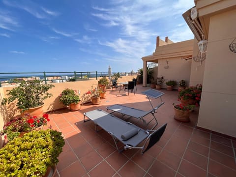 Balcony/Terrace, Balcony/Terrace