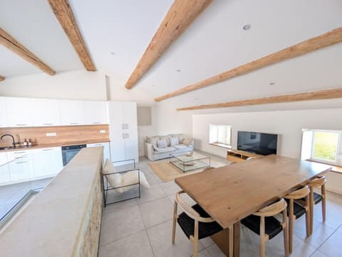 LE ROOFTOP PROVENÇAL Apartment in Provence-Alpes-Côte d'Azur