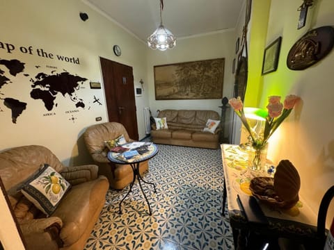 The House of Peppe&Luisa Apartment in Sorrento