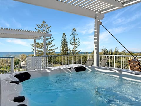 Hot Tub, Balcony/Terrace, Sea view