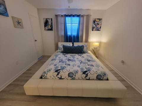 Sol Miami # 2 with free parking Apartment in Coconut Grove