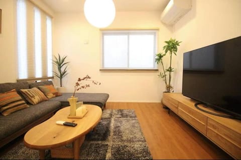 Communal lounge/ TV room, Living room, Seating area