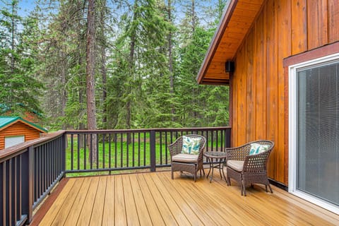 Moose Lodge House in Cle Elum Lake