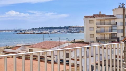 Property building, Day, Natural landscape, View (from property/room), Beach, Sea view