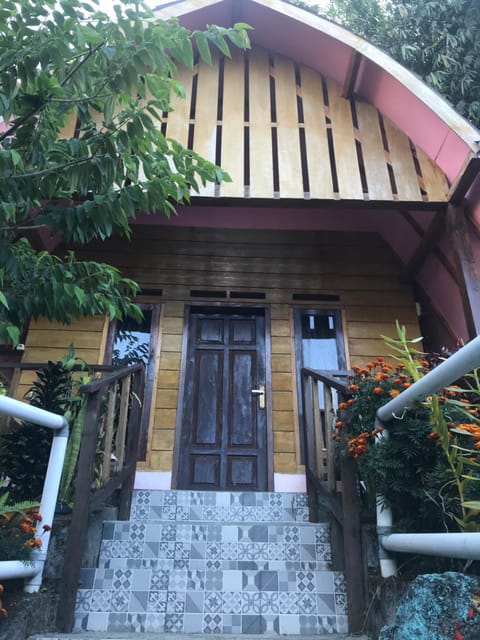 Facade/entrance, Day