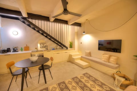 Chic duplex maisonette in Valletta centre-DDEM1-4 Apartment in Valletta