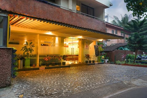 Property building, Facade/entrance