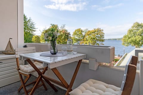 Haus Dieksee Holm Seeromantik Apartment in Eutin