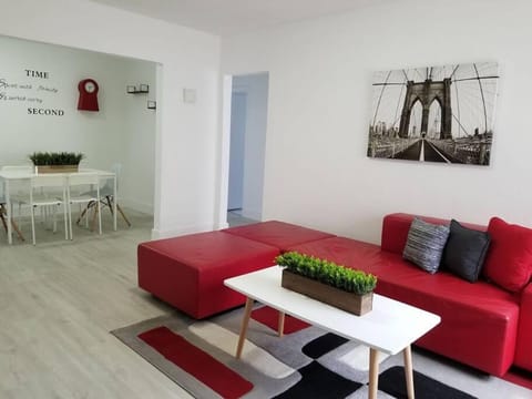 My lovely home in Miami 15 minutes from the Beach Apartment in Coconut Grove