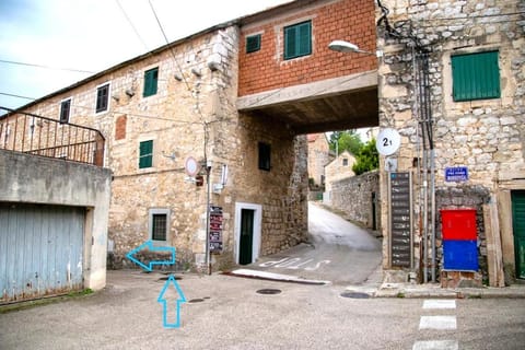 Madona di Sinj Apartment in Split-Dalmatia County