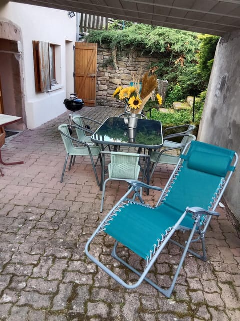 Patio, BBQ facilities, sunbed