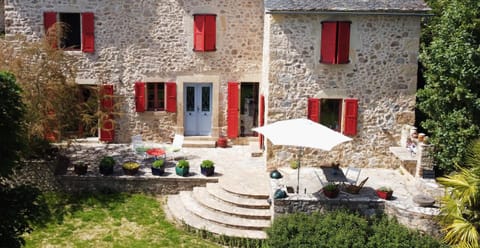 Property building, Facade/entrance, Balcony/Terrace