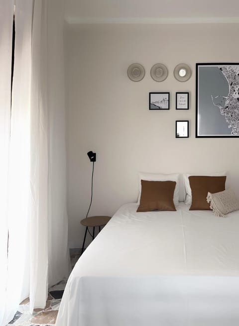 Bed, Balcony/Terrace, Bedroom