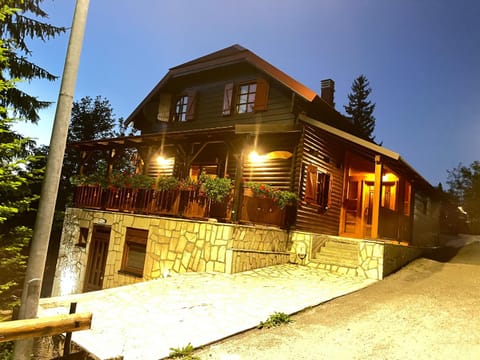 Vila Idila Apartment in Montenegro