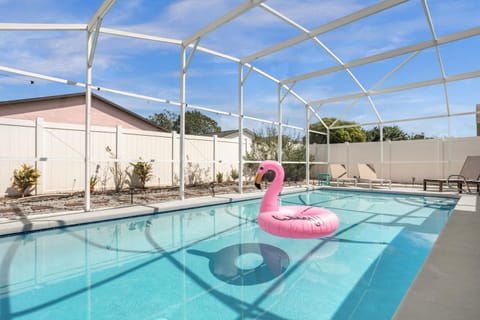 Patio, Day, Pool view, Swimming pool, sunbed