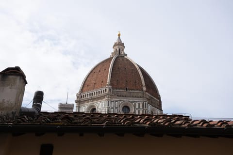Nearby landmark, View (from property/room), Landmark view
