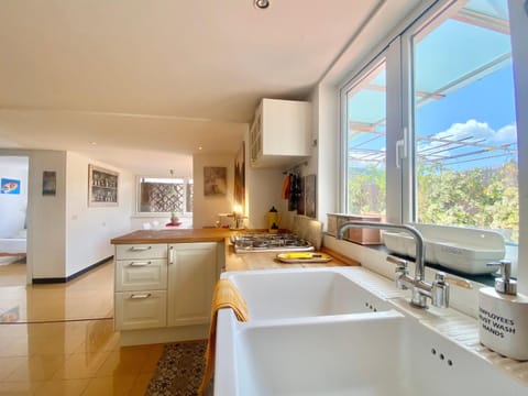 Kitchen or kitchenette, stove