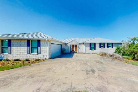 Hilltop Holiday House in Rio Grande