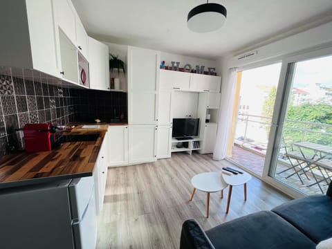 Balcony/Terrace, Living room, kitchen