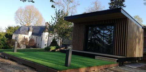 Property building, Garden, Garden view