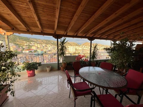 View (from property/room), Balcony/Terrace, Mountain view