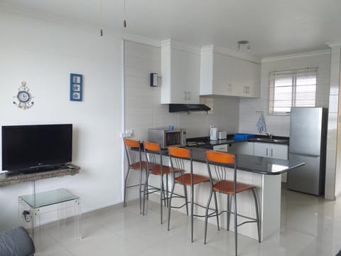 Coffee/tea facilities, Living room
