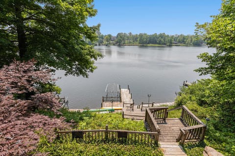 The Big Blue Lakehouse House in Michigan