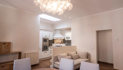 Kitchen or kitchenette, Living room, Seating area