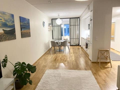 HHH Dream stay on Helsinki seafront, free parking Apartment in Helsinki