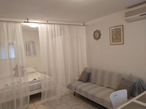 Studio apartman Martina Apartment in Lika-Senj County