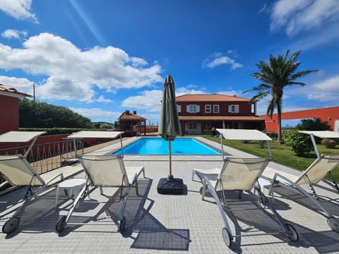 Garden, Garden view, Pool view, Swimming pool, sunbed
