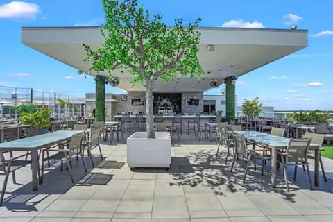 Property building, Balcony/Terrace