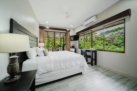 Bed, Natural landscape, Photo of the whole room