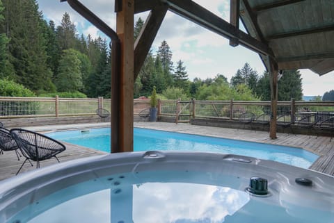 Chalet Les Prés Chaussottes House in Gérardmer