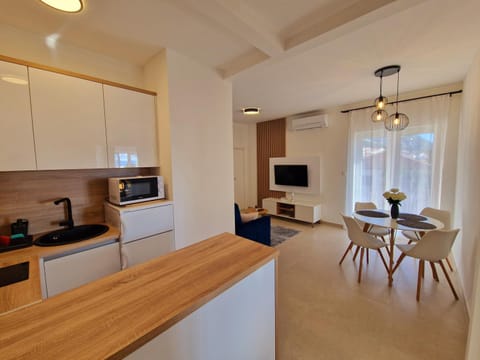 TV and multimedia, Living room, kitchen