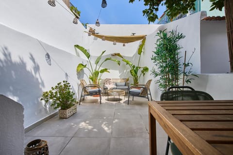 Patio, Balcony/Terrace