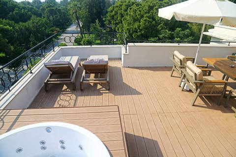 Bird's eye view, View (from property/room), View (from property/room), City view, City view, Garden view, Garden view, Mountain view, Mountain view