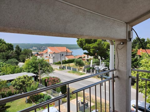 Property building, Neighbourhood, View (from property/room), Balcony/Terrace, Sea view, Street view