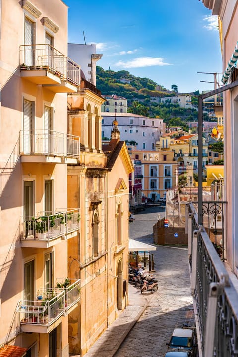 Property building, Restaurant/places to eat, View (from property/room), City view, Landmark view, Landmark view, Street view, Street view, Quiet street view