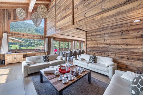 Chalet Kashmir 5MIN des pistes en voiture parking privé, spa, sauna Chalet in Les Allues